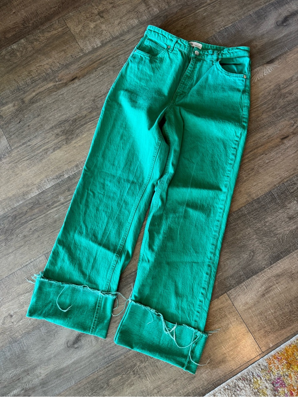 Zara Green High-Waisted Wide-Leg Raw Hem Jeans Sz 8